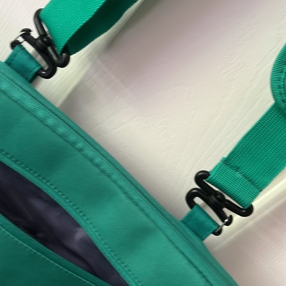 Mosiso • Laptop Sleeve Crossbody Green Bag - Picture 12 of 16